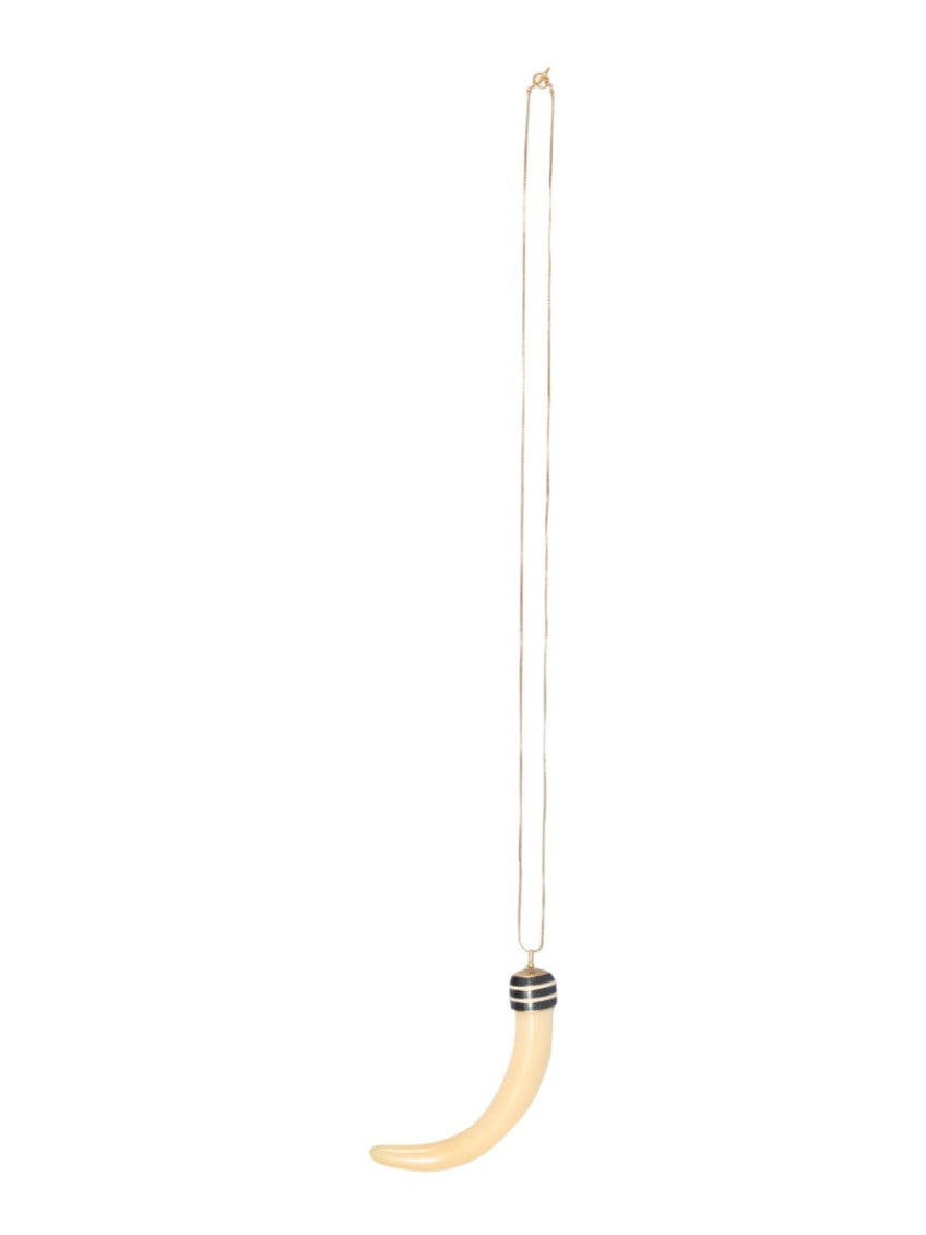 White Charm Pendant Neckpiece 2
