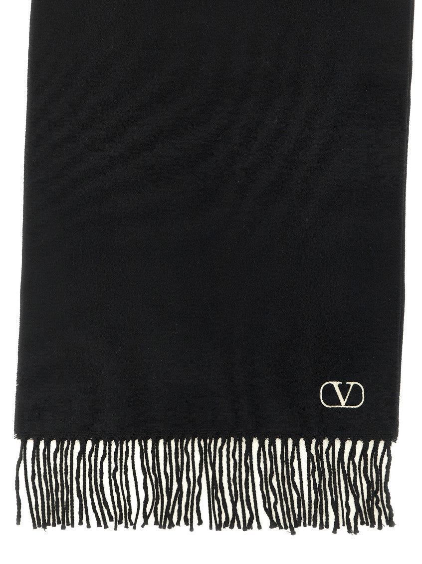 Black VLogo Solid Scarf 2