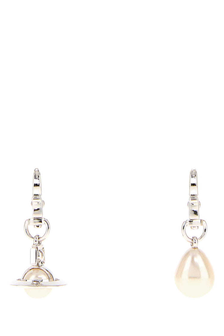 Silver Small Claude Earrings 1