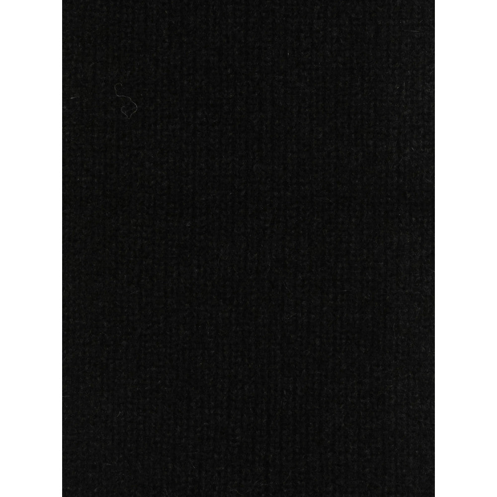 Black Knitted Scarf 2