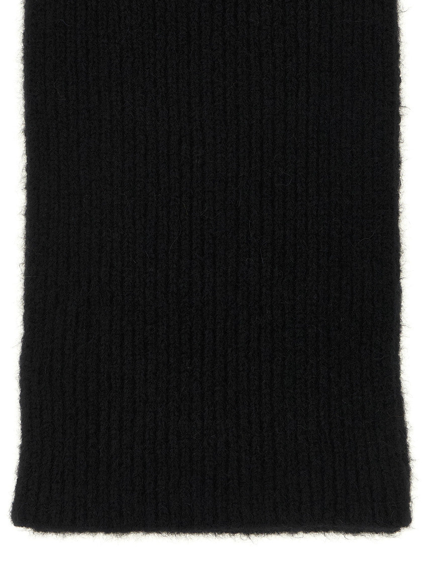 Black Moyson Knitted Scarf 2
