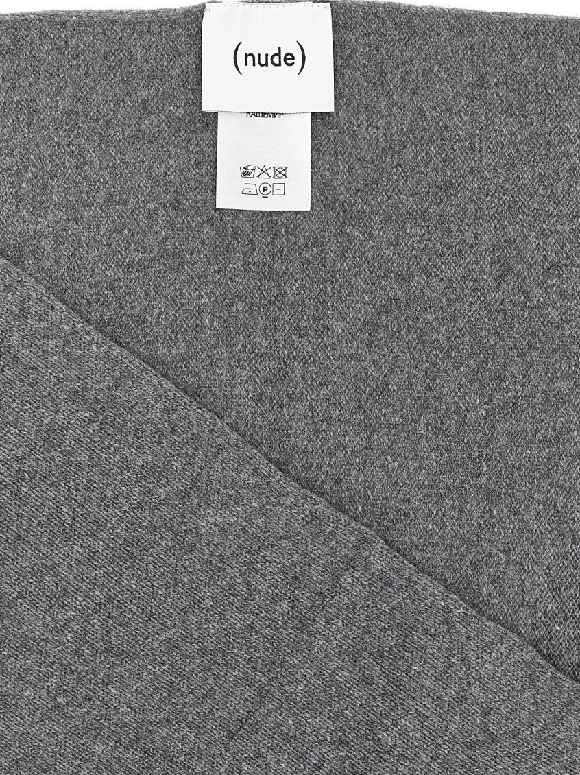 Grey Knitted Scarf 3