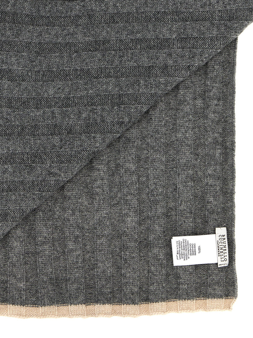 Grey Ribbed scarf 3
