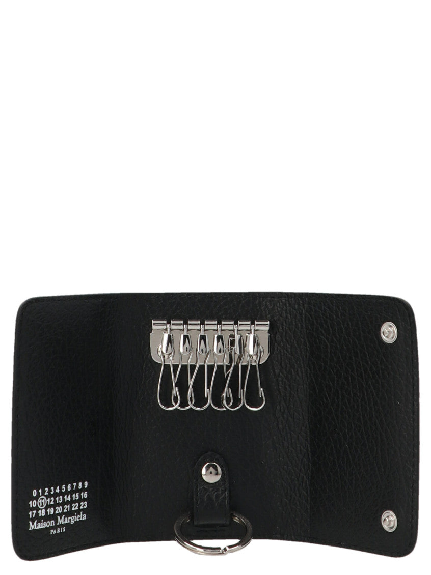 Black 'Stitching’ keyring 3