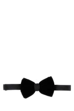 Black Solid Bow Tie 1