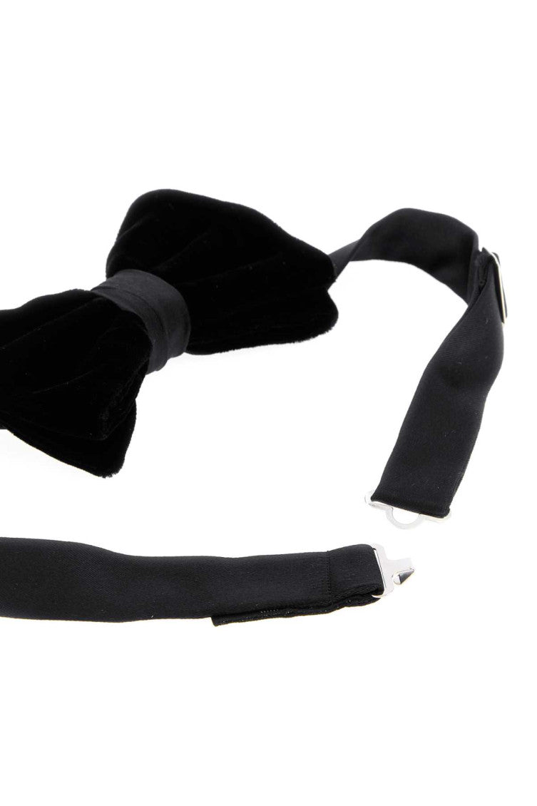 Black Solid Bow Tie 2