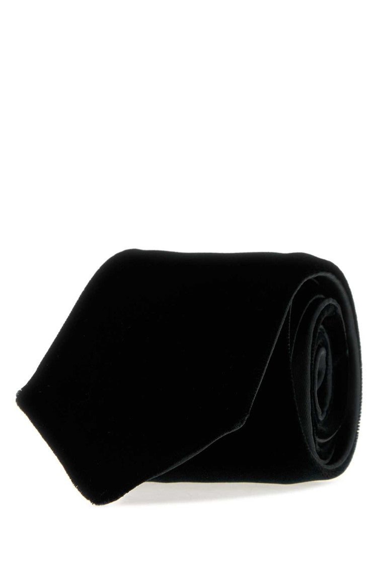 Black Solid Tie 2