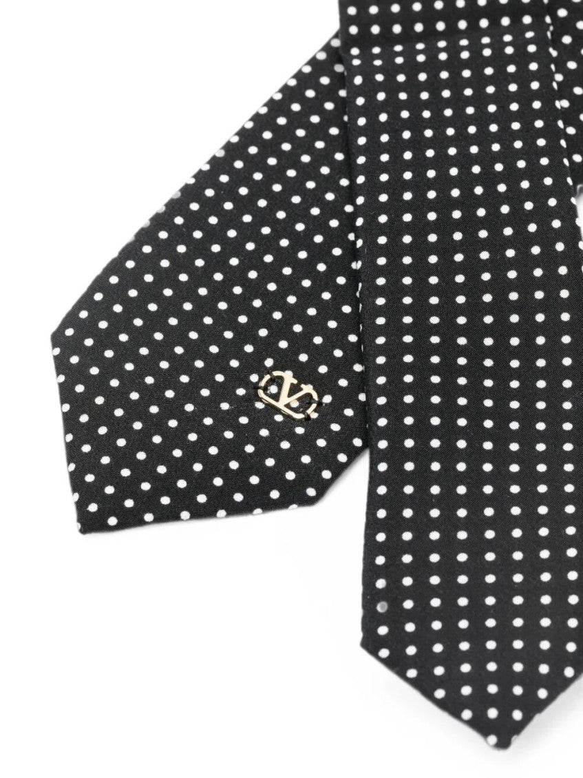 Black Polka Dot Tie 2