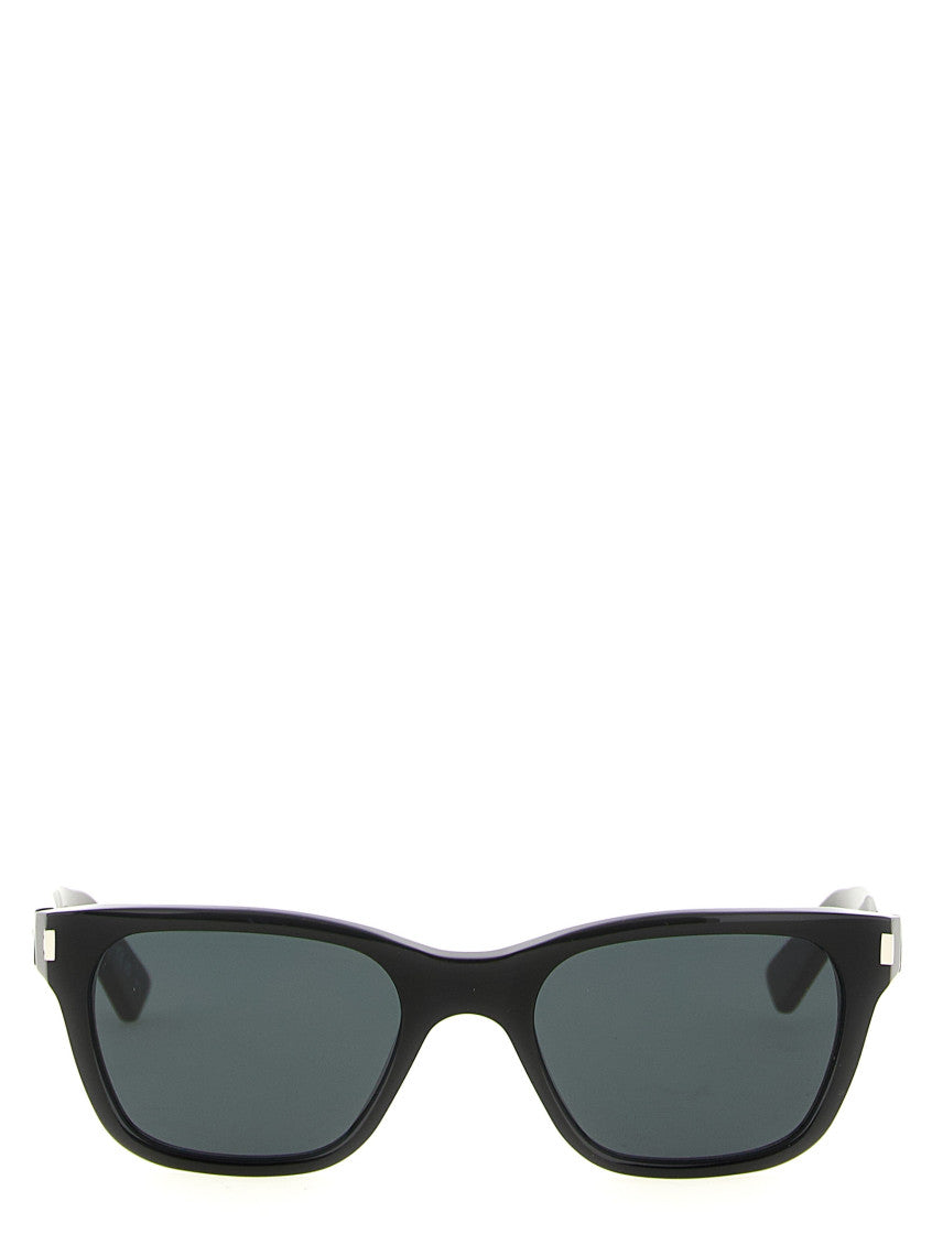 Black Wayfarer Sunglasses 1