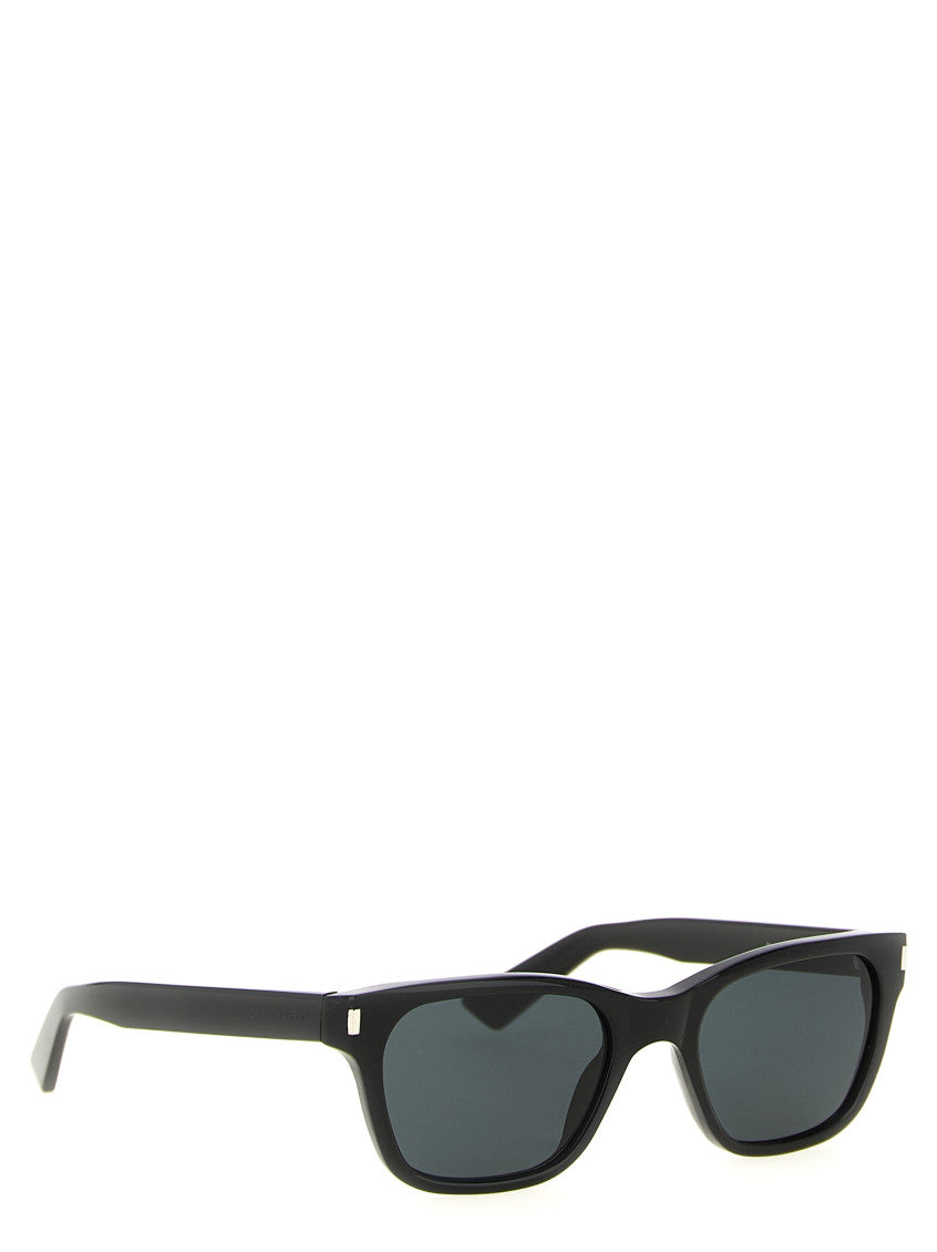 Black Wayfarer Sunglasses 2