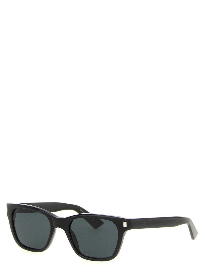 Black Wayfarer Sunglasses 3