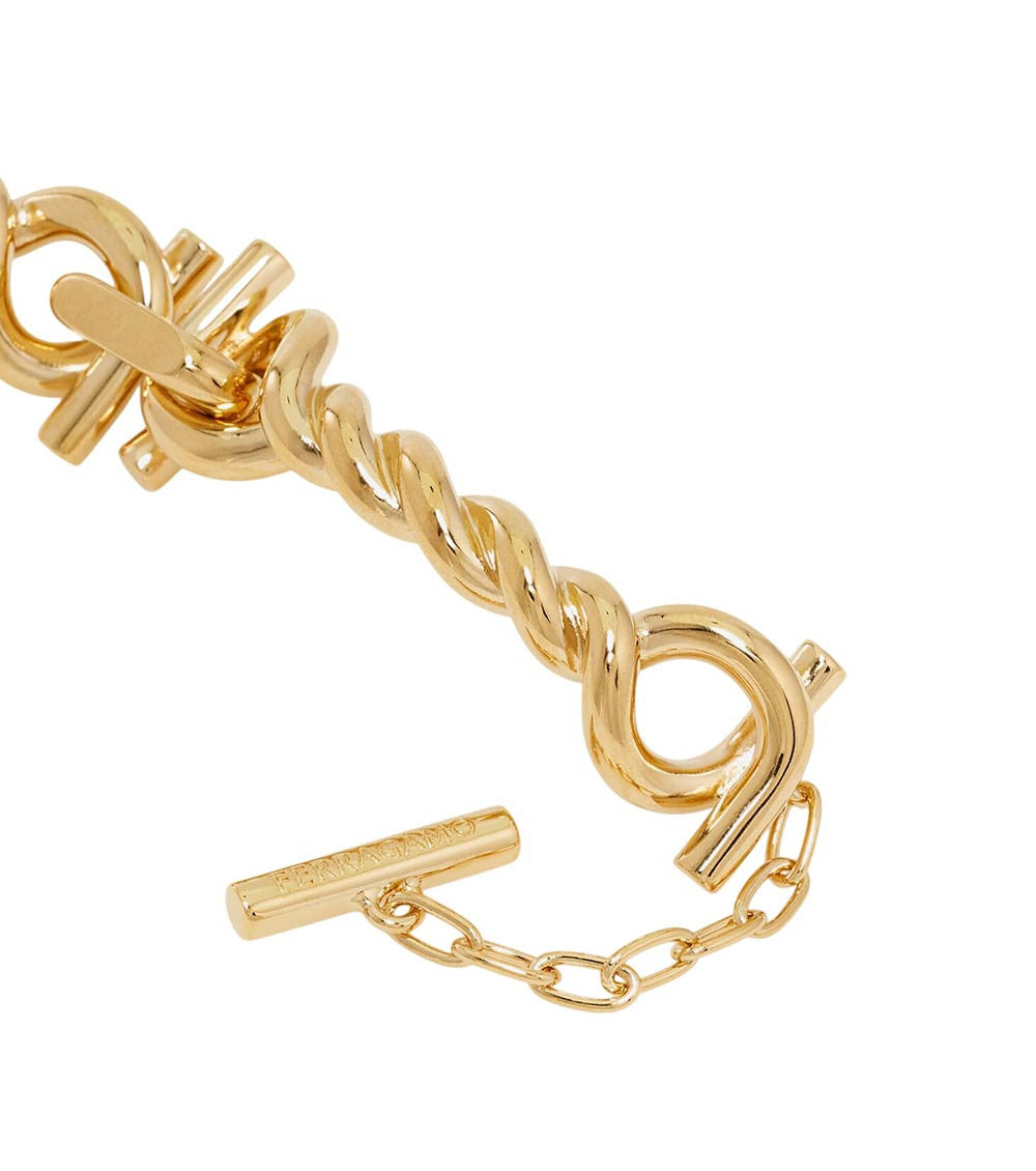 Golden Twisted Necklace 2