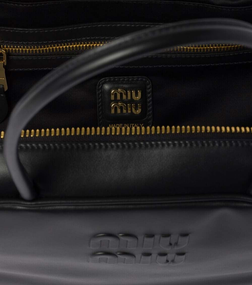 Black Beau Medium Shoulder Bag 4
