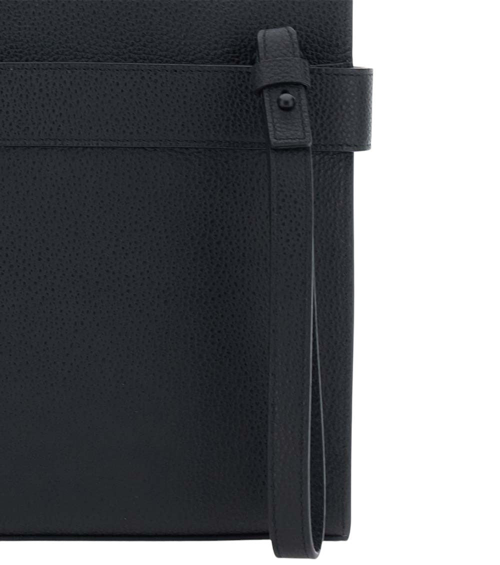Black Hug Medium Clutch 2