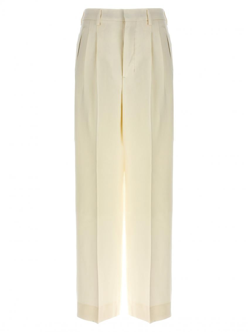 White Trousers pences 1