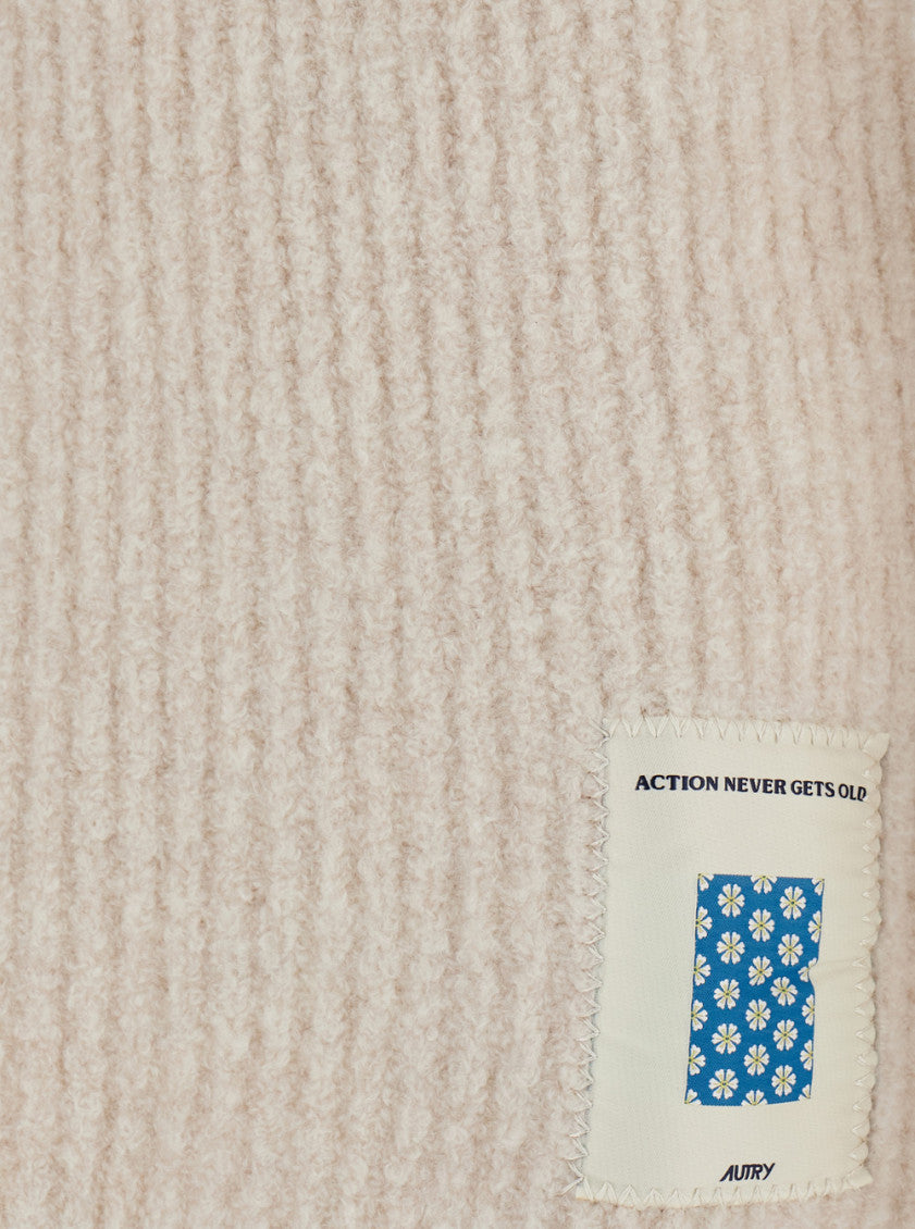White Crew Neck Pullover 3