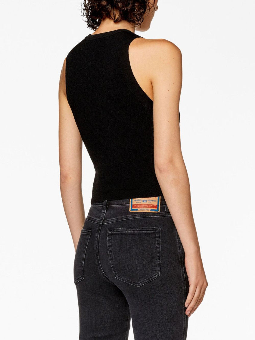Black Logo Plaque Top 4
