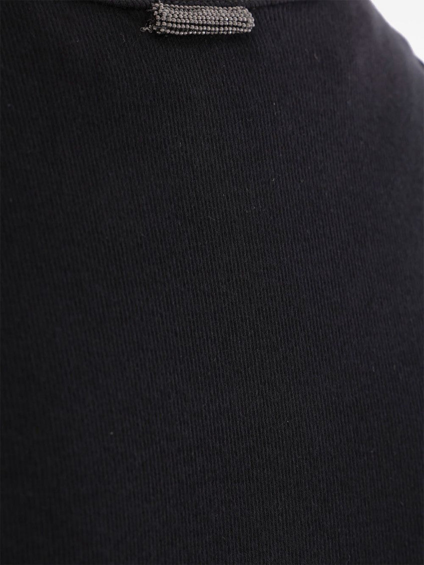 Black Solid Scoop Neck Top 3