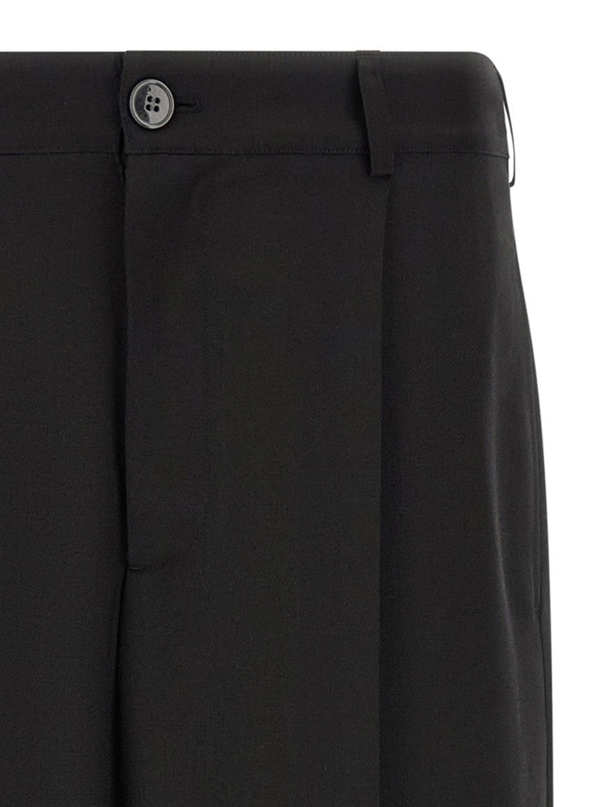 Black Relaxed Pleated Pants 3