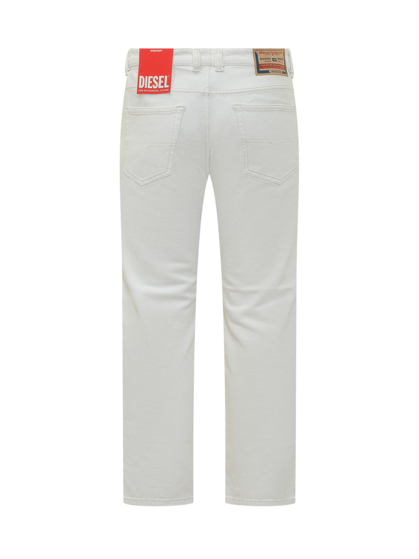 White Straight Mid Rise Jeans 2