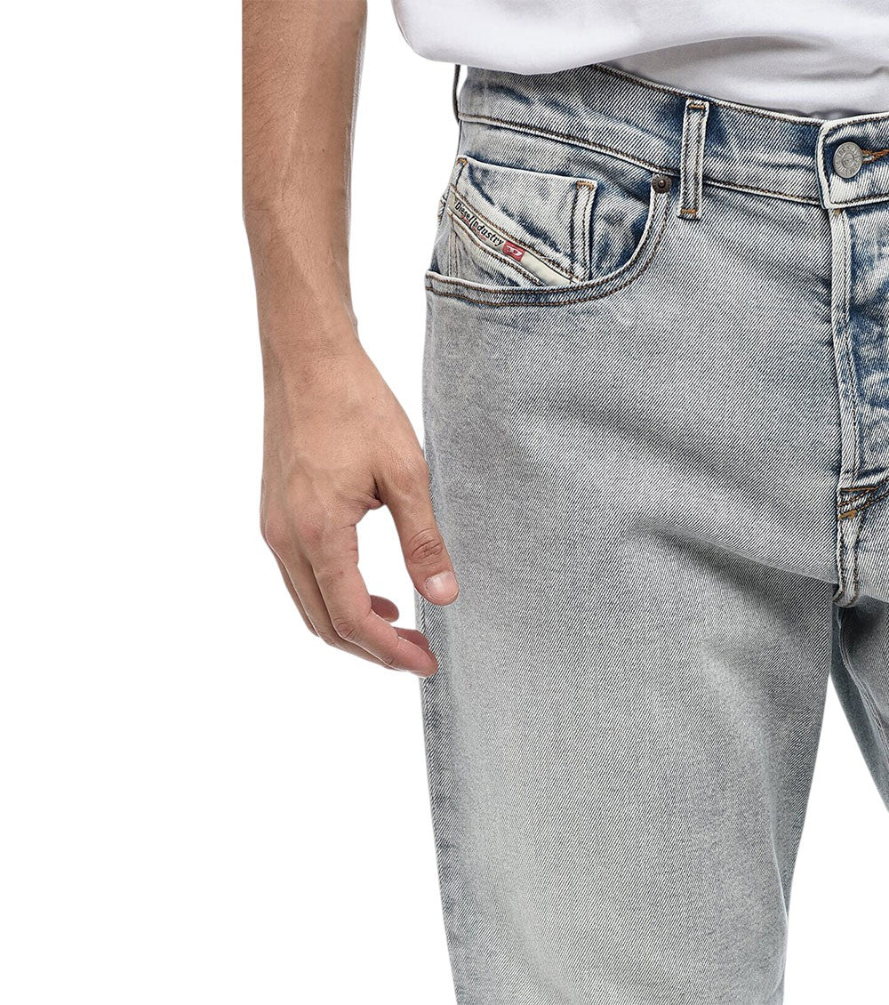 Light Blue Tapered Jeans 3