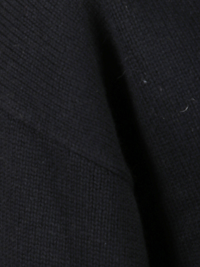 Black V-neck Cardigan 3