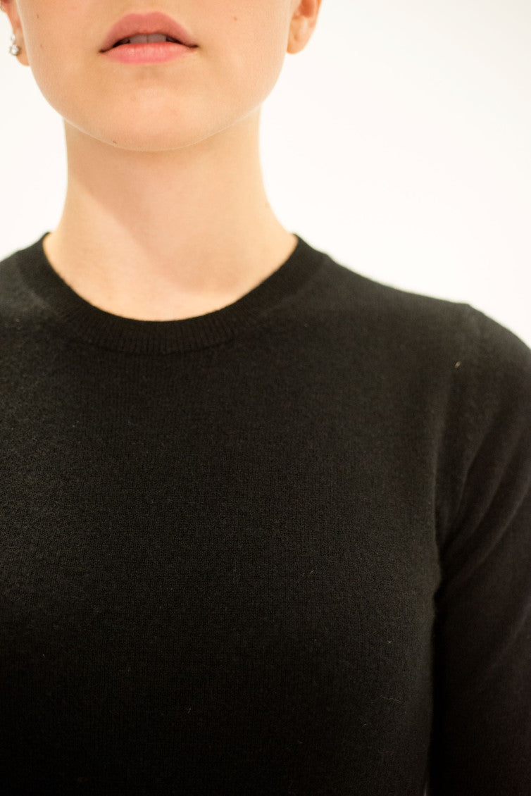 Black Round Neck Sweater Top 5