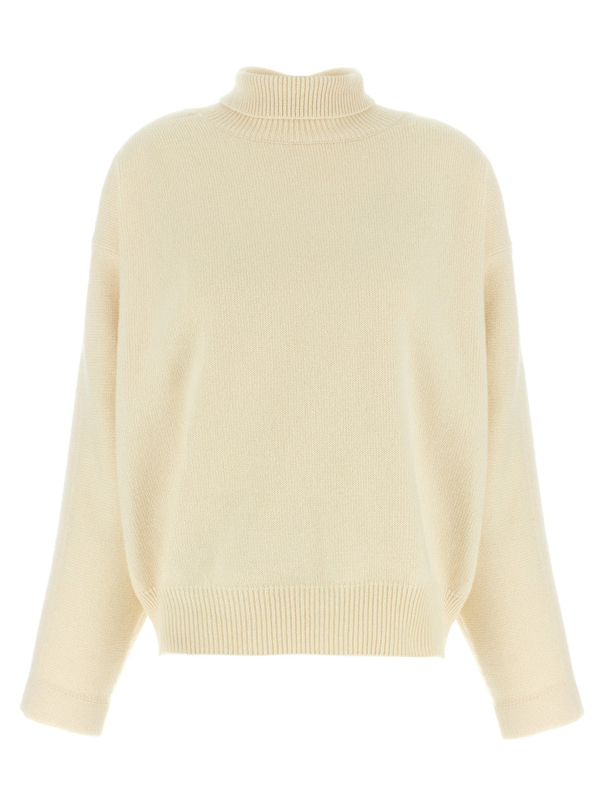 White High neck sweater 1