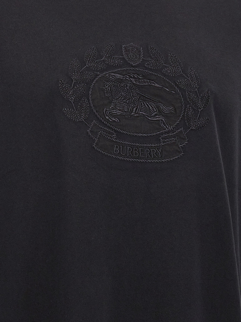 Black Logo Embroidery T-shirt 4