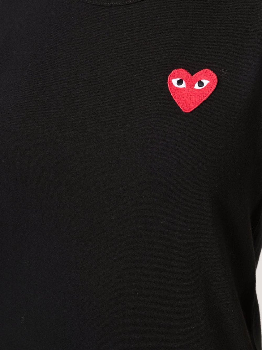 Black Heart-embroidery T-shirt 4