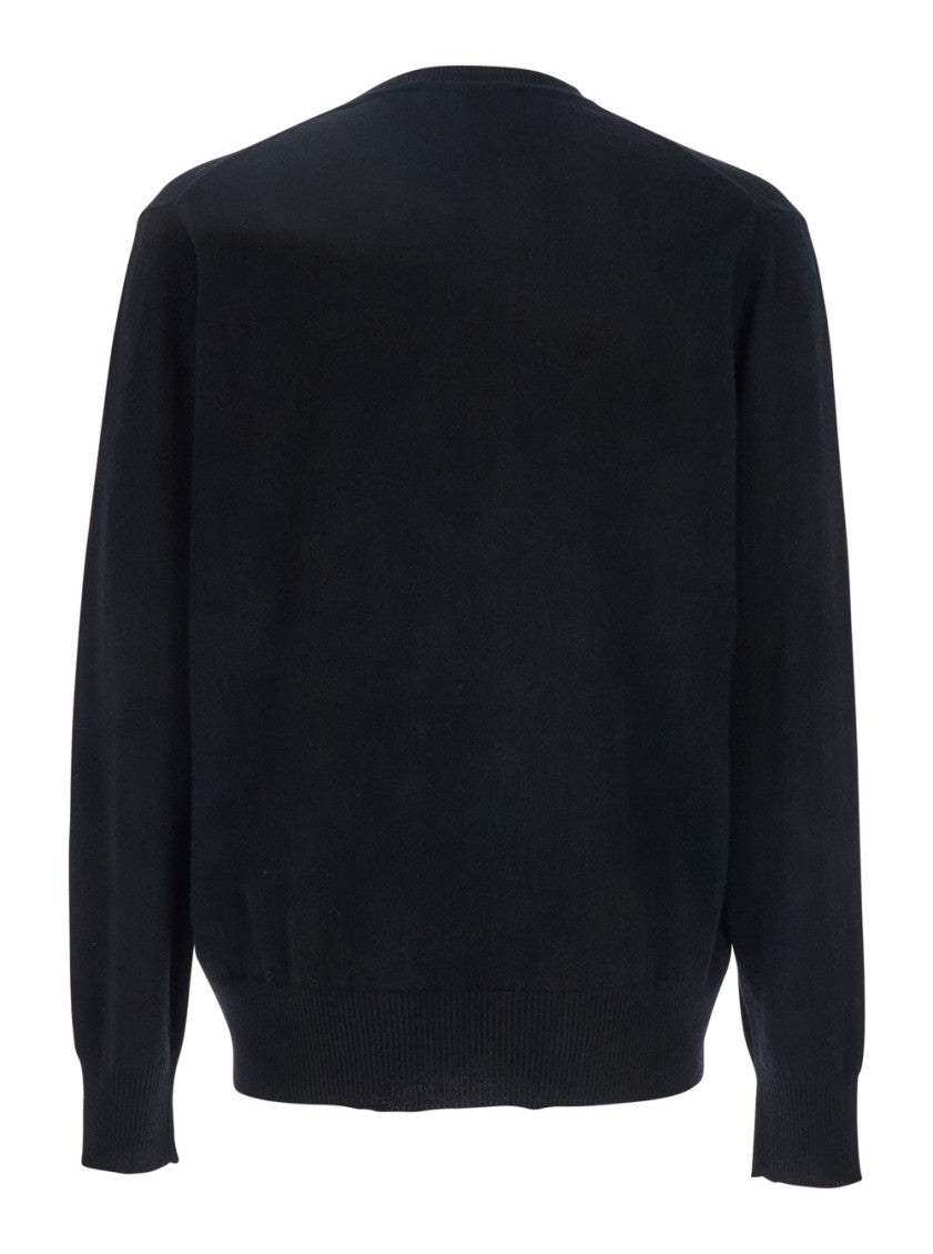 Black Crew Neck Sweaters 2
