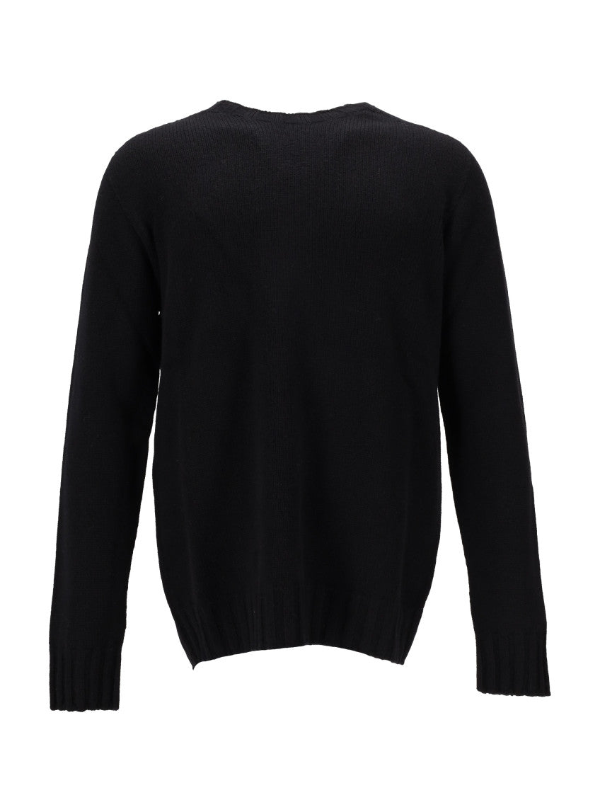 Black Crew Neck Sweaters 1