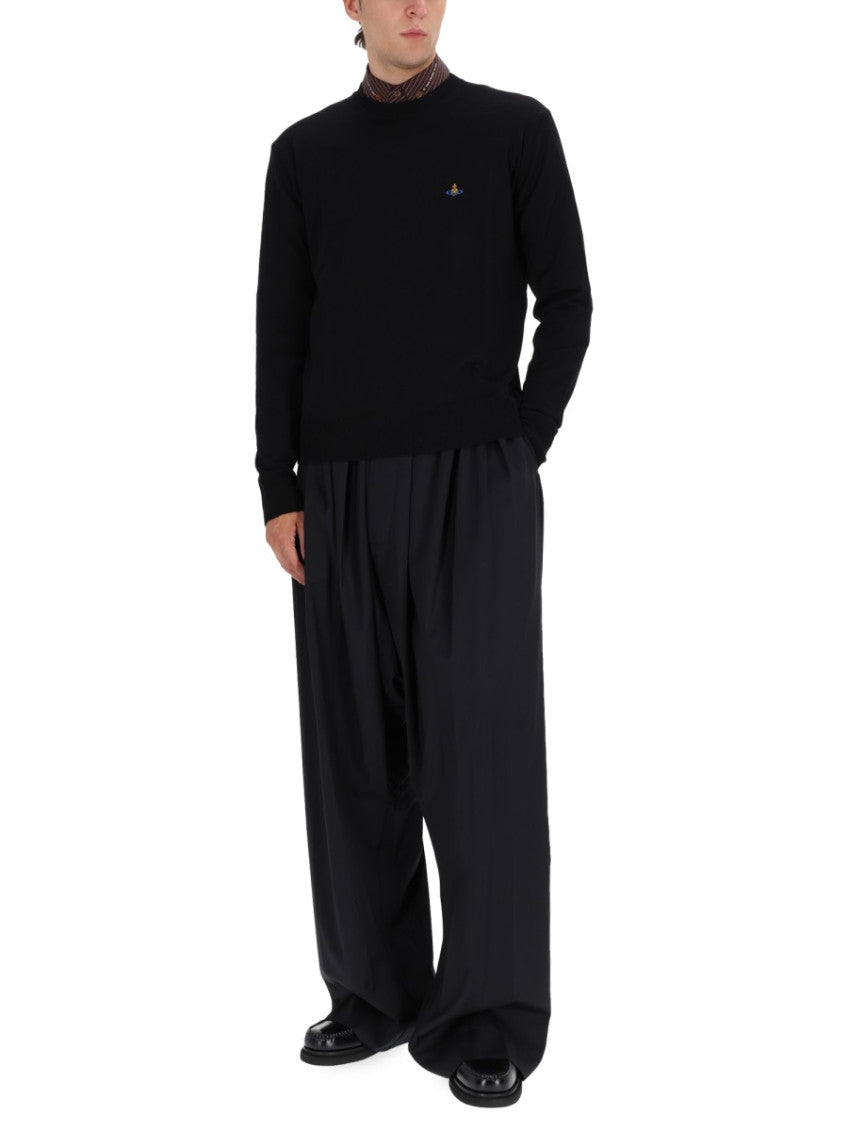 Black Crew Neck Sweaters 2