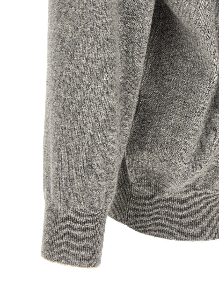 Grey Solid Crew Neck Sweater 4