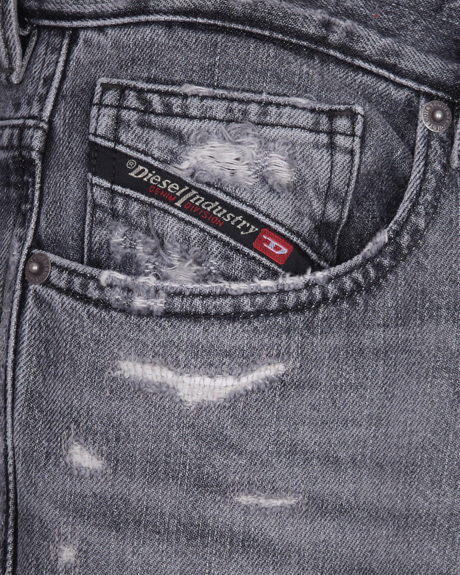 Black Loose Mid Rise Jeans 3