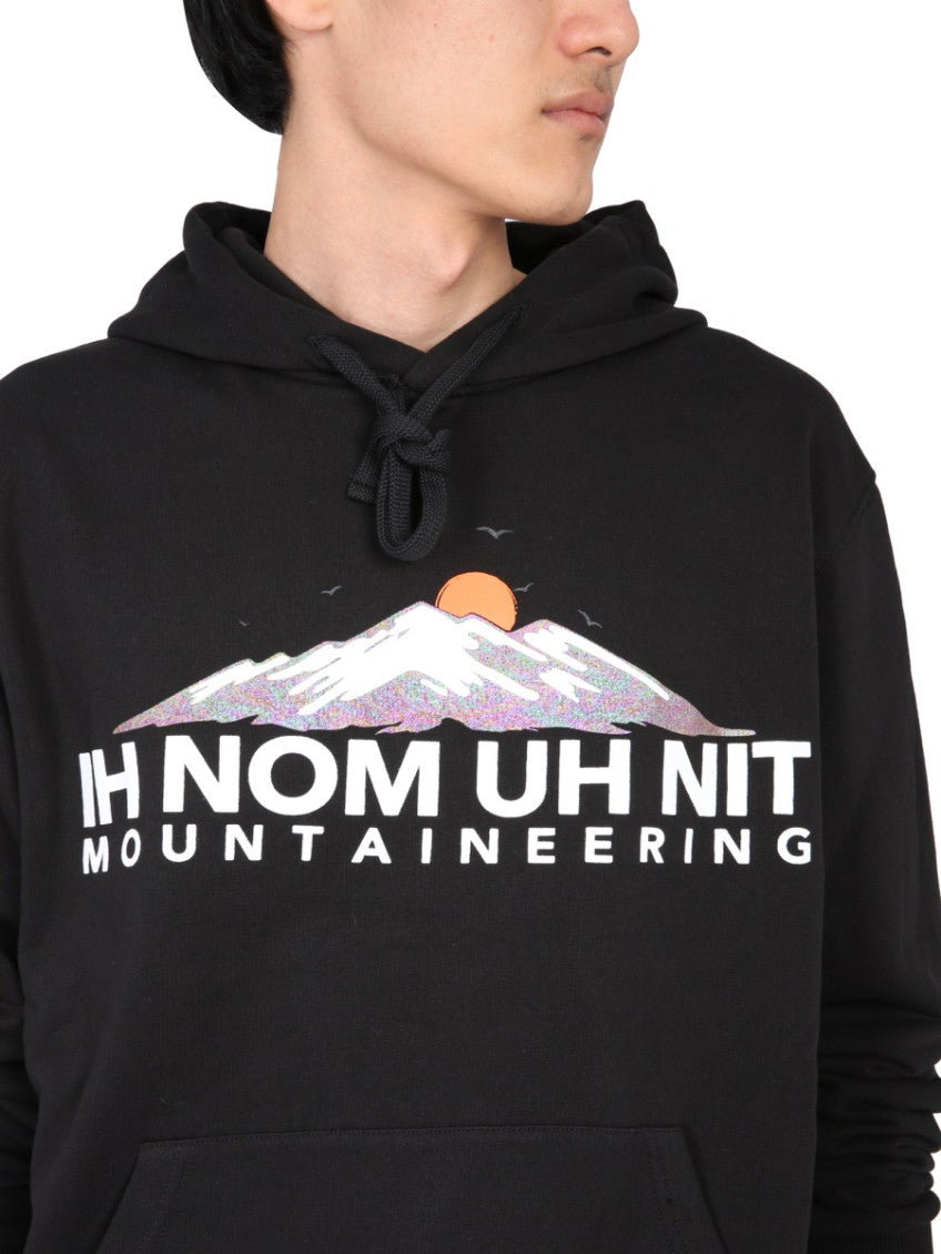 Black Graphic Hood Sweatshirts 4