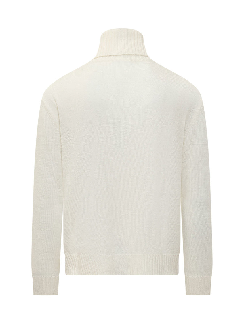 White Solid Regular Sweaters 2