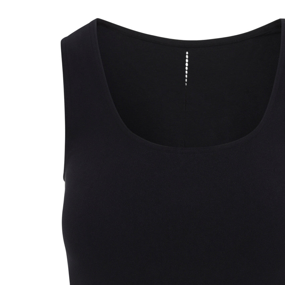 Black Solid Scoop Neck Top 3