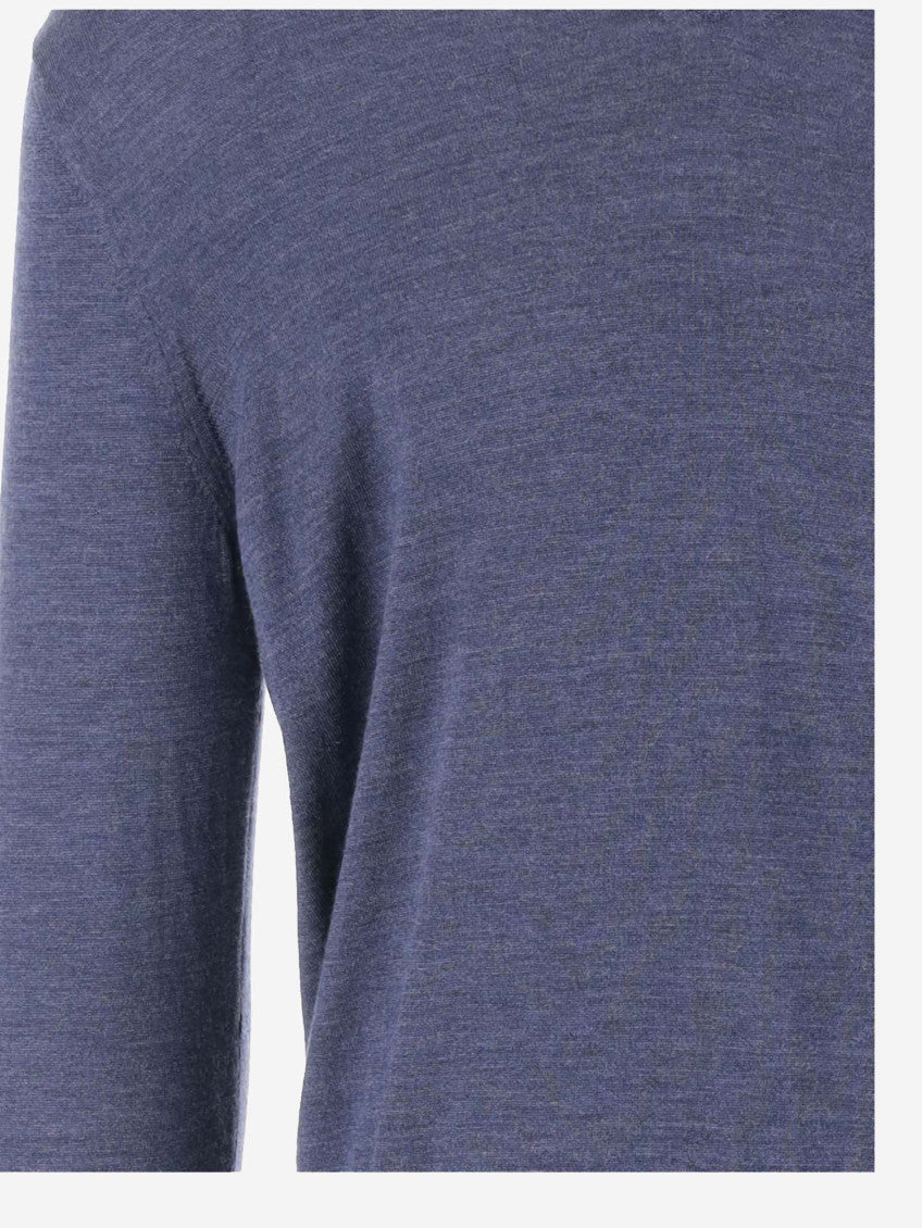 Blue V-Neck Solid Sweater 3