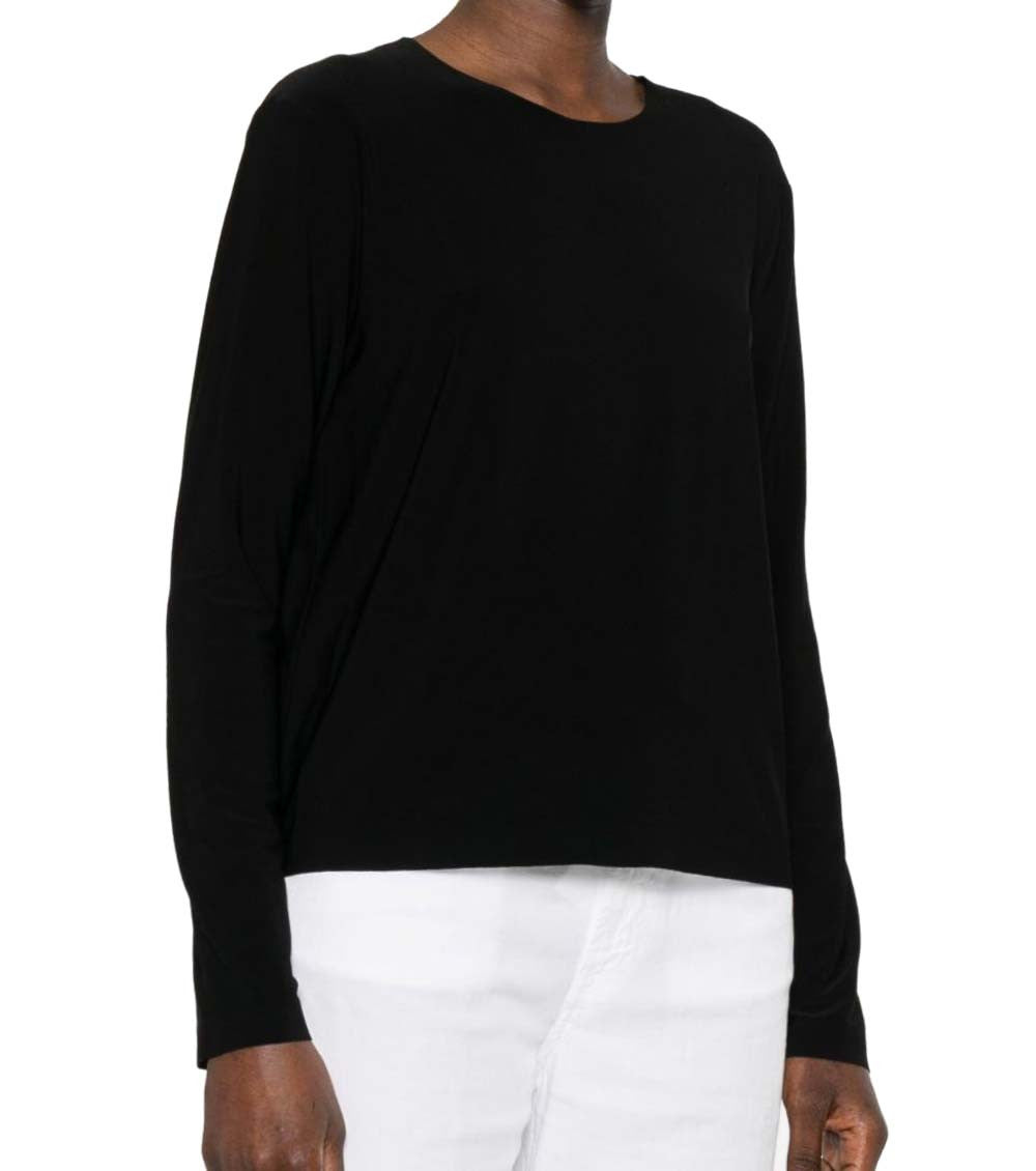 Black Round Neck T-Shirt 4