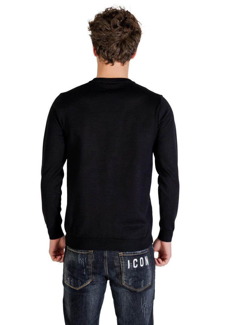 Black Crew Neck Sweatshirt 4