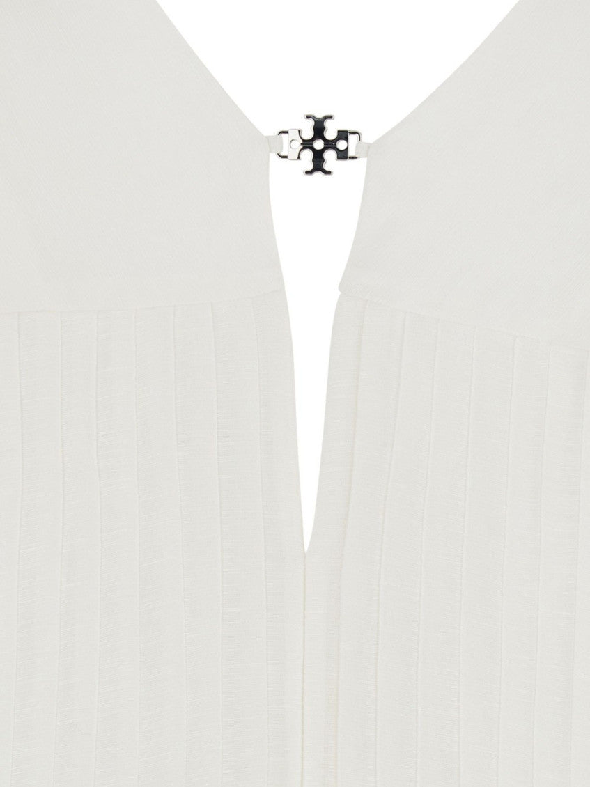 White V-Neck A-Line Dress 3