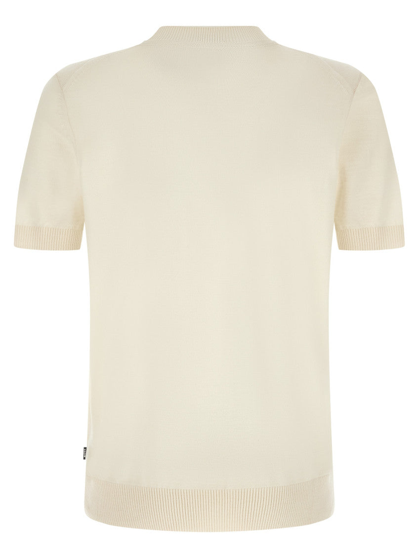 Off White Solid T-Shirt 2