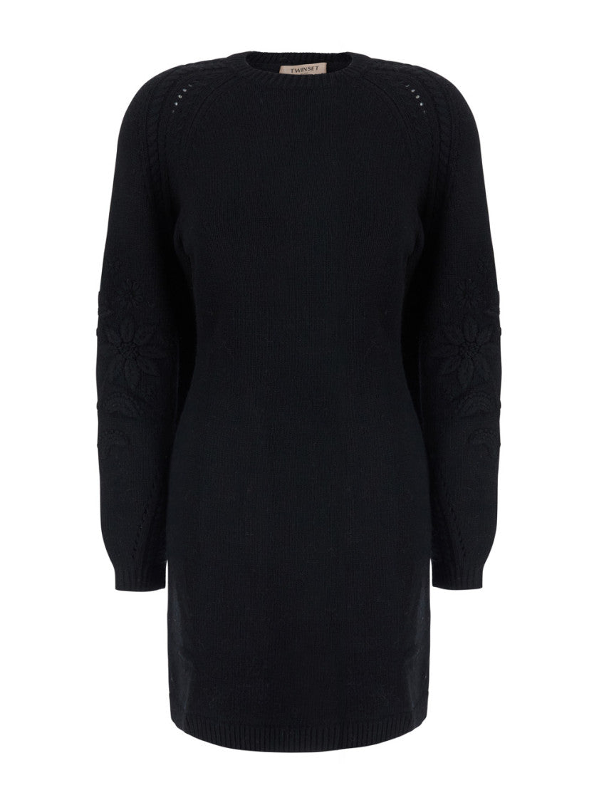 Black Crew Neck Above Knee Dress 3