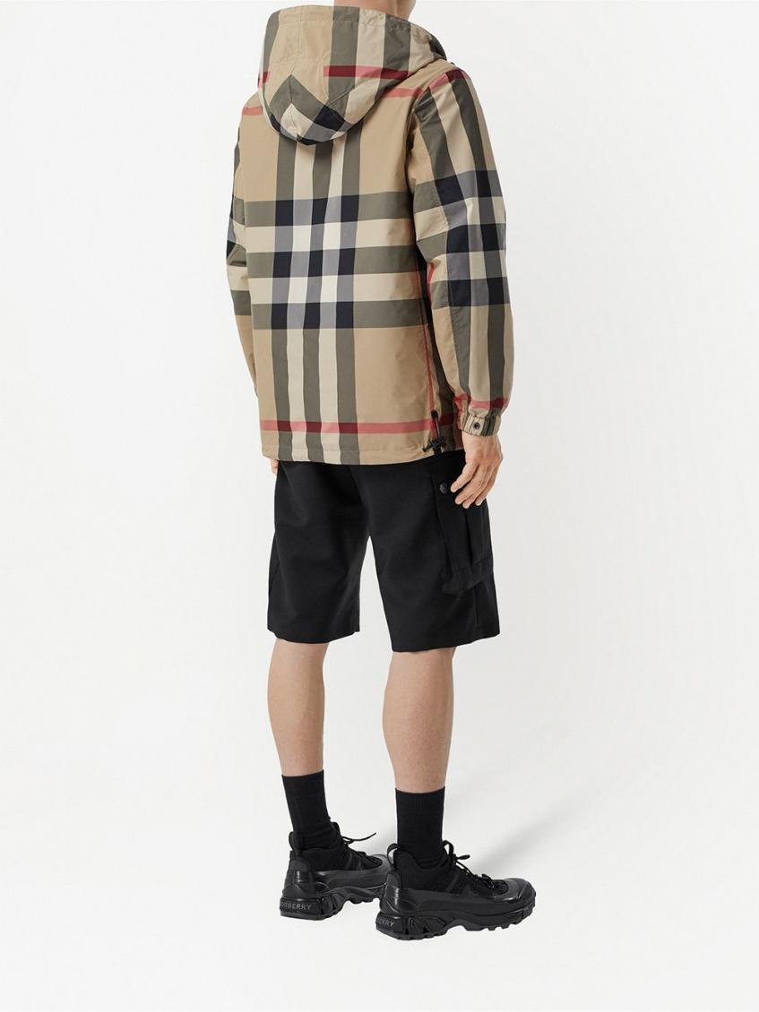 Black Check Motif Hooded Jacket 5