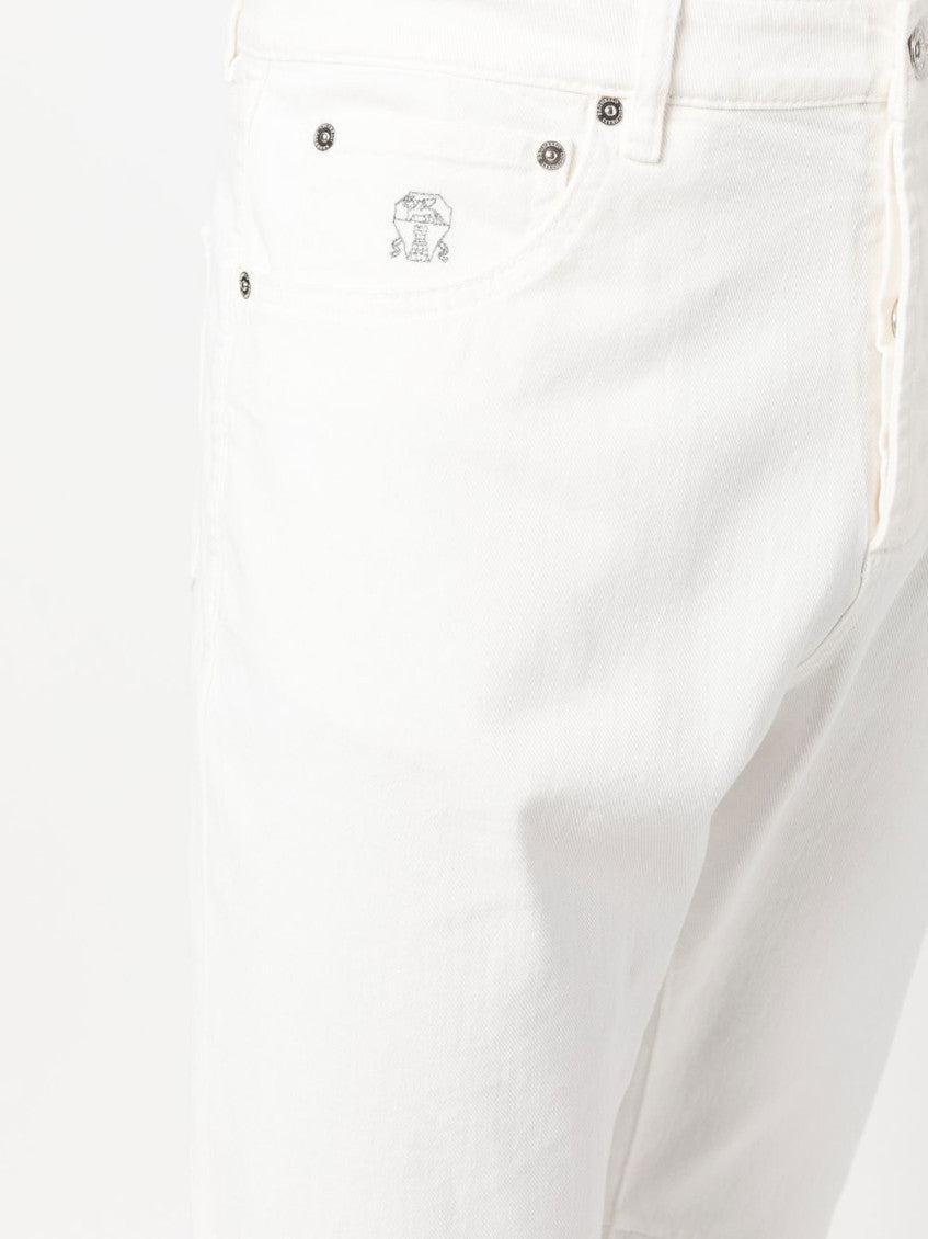 White Leisure Fit Denim Jeans 3