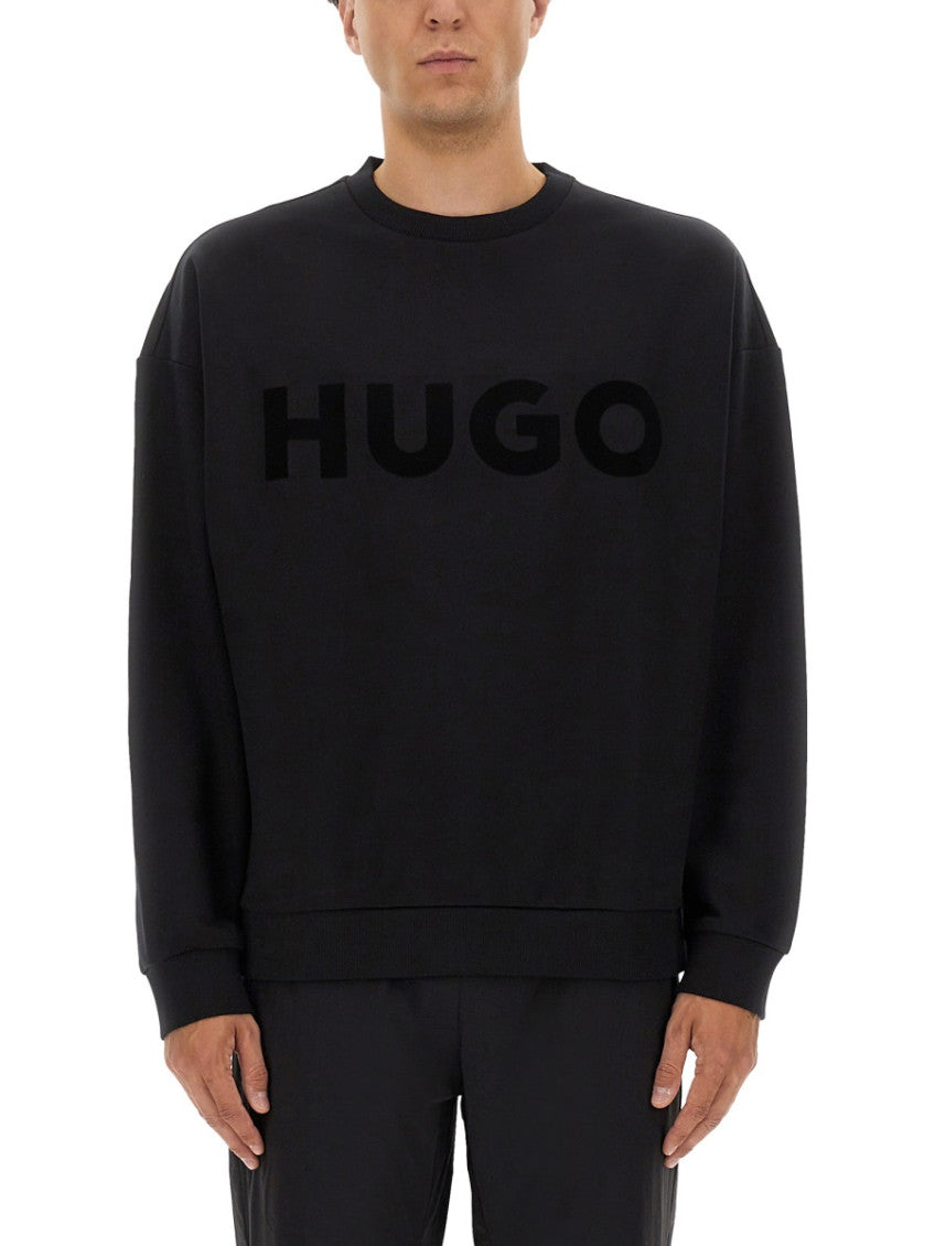 Black Crew Neck Sweatshirt 1