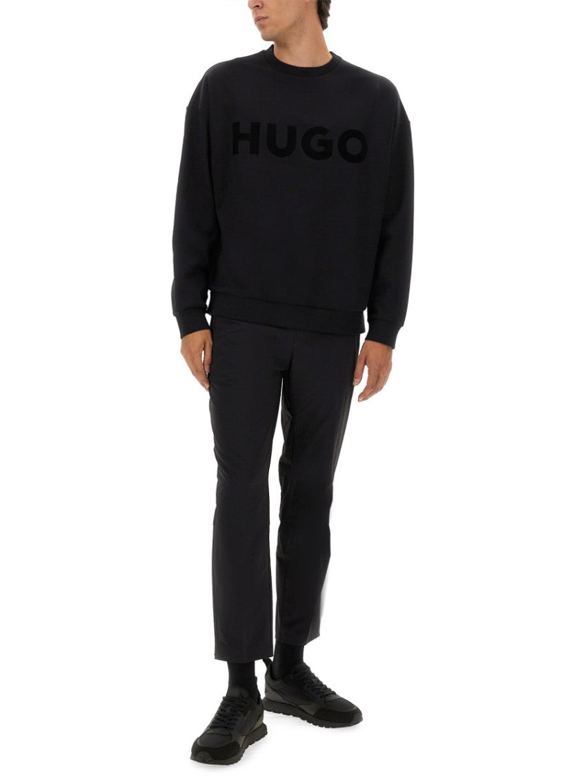 Black Crew Neck Sweatshirt 2