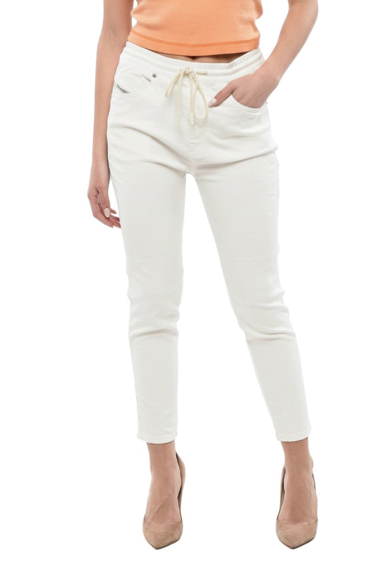 White Skinny Mid Rise Jeans 1