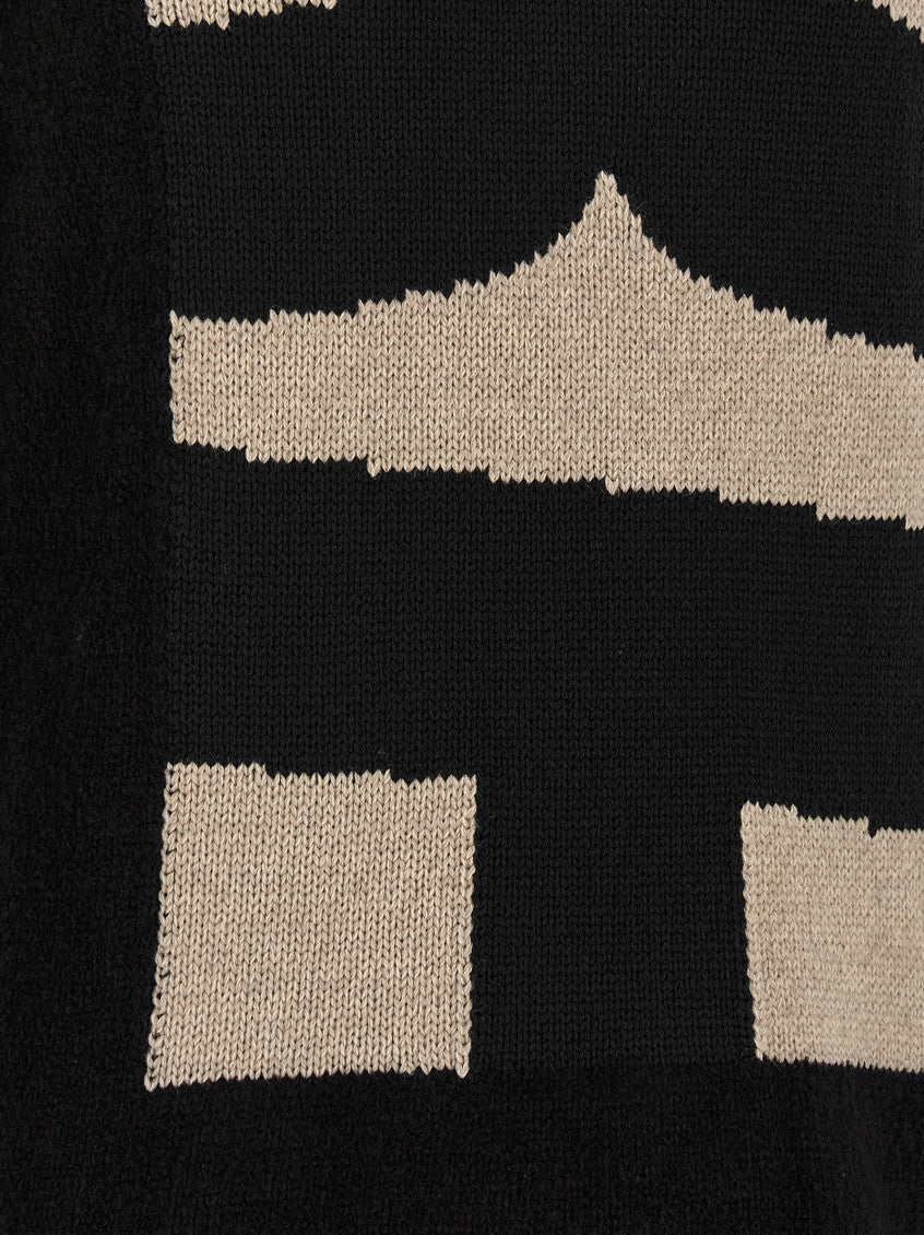Black Round Neck Sweater 4